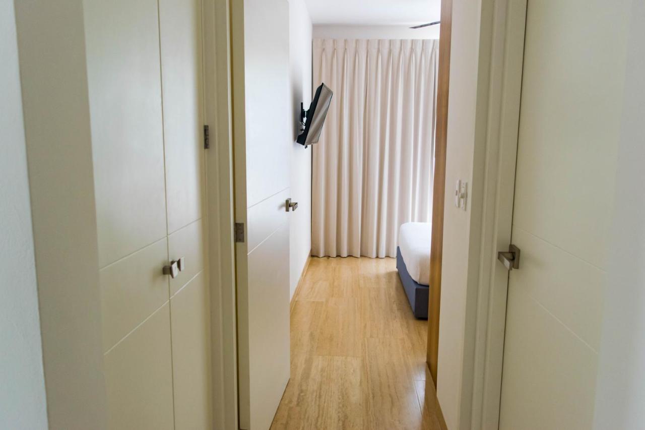 Aparthotel Amira 3*